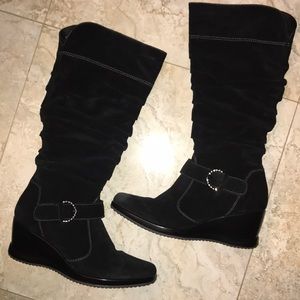 Geox Suede Boots 👢